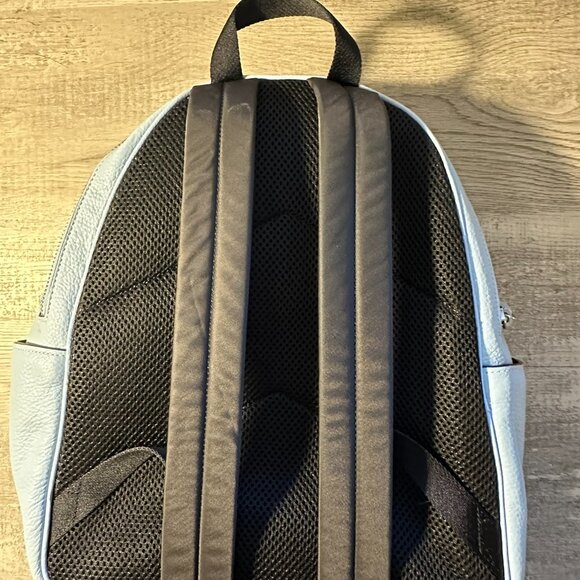 Coach Court Backpack - Picture 4 of 8